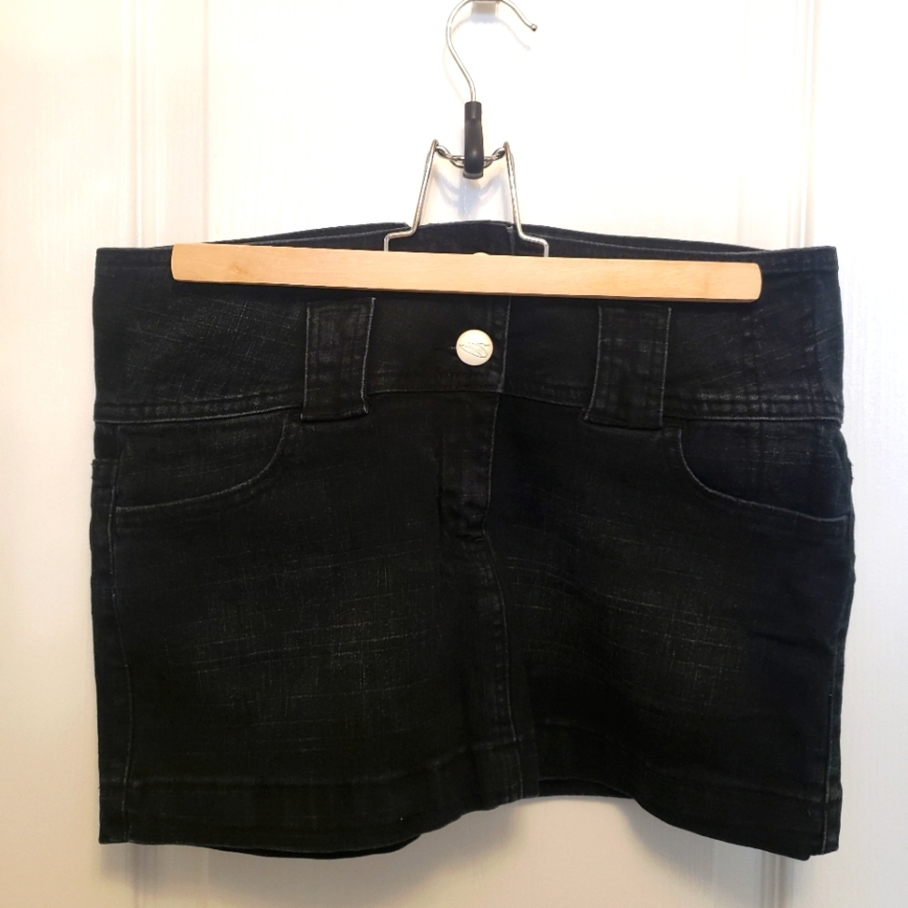 Black denim skirt